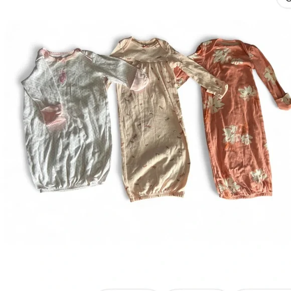 Baby Girl Gown Bundle 0-3 & 3 Months - Picture 1 of 3